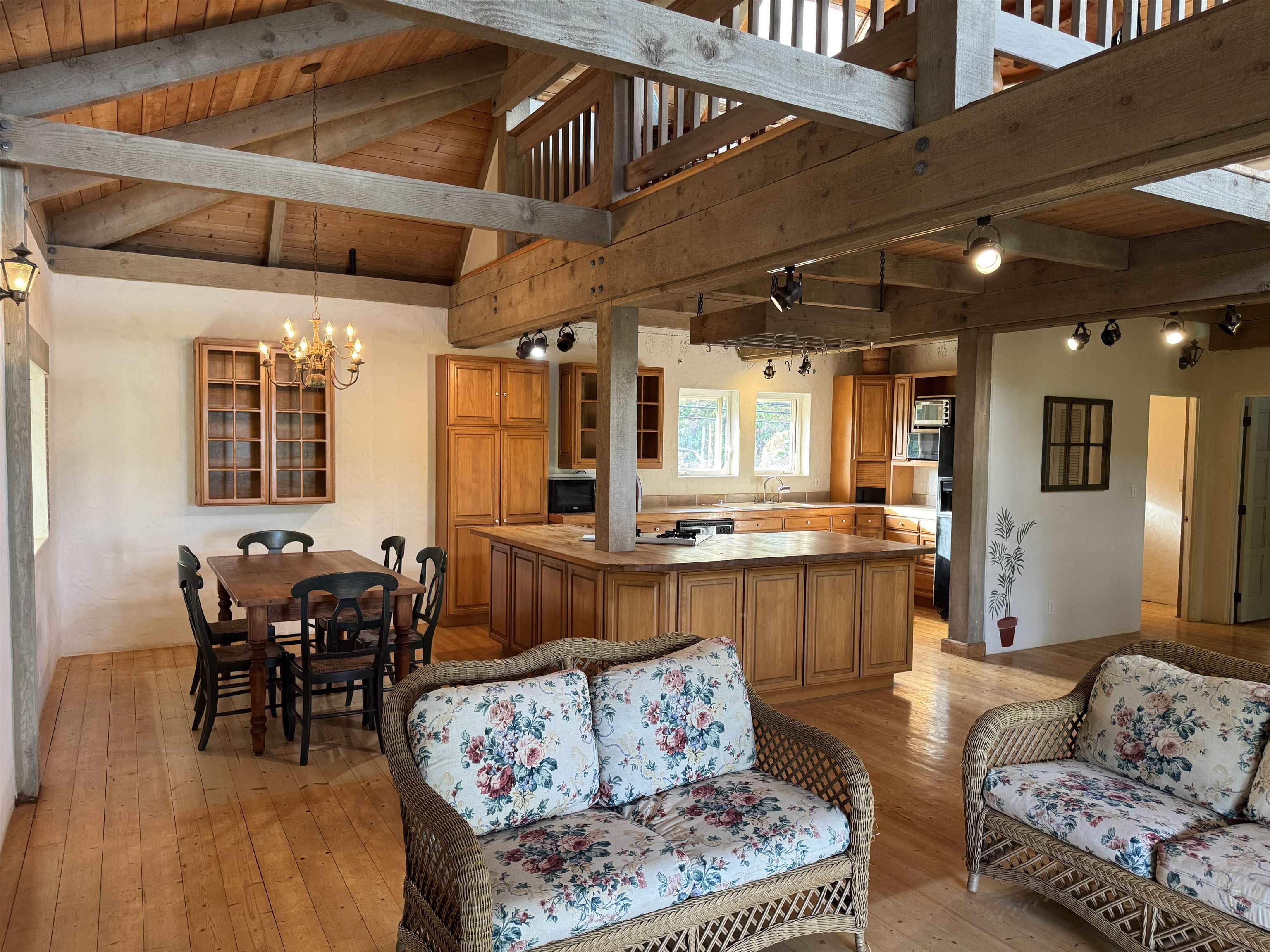 7406  Kamehameha V Hwy Ualapue, Molokai home - photo 6 of 32