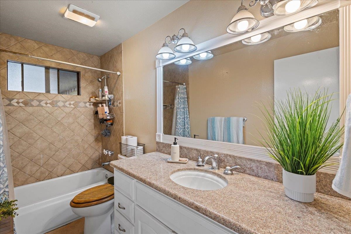 742  Kekona Pl , Makawao/Olinda/Haliimaile home - photo 15 of 34