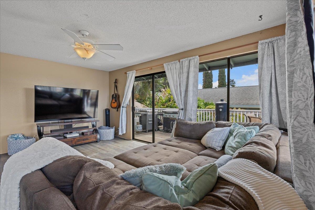 742  Kekona Pl , Makawao/Olinda/Haliimaile home - photo 7 of 34