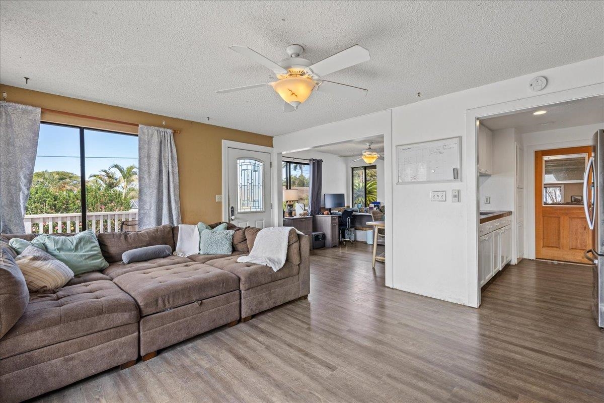 742  Kekona Pl , Makawao/Olinda/Haliimaile home - photo 9 of 34