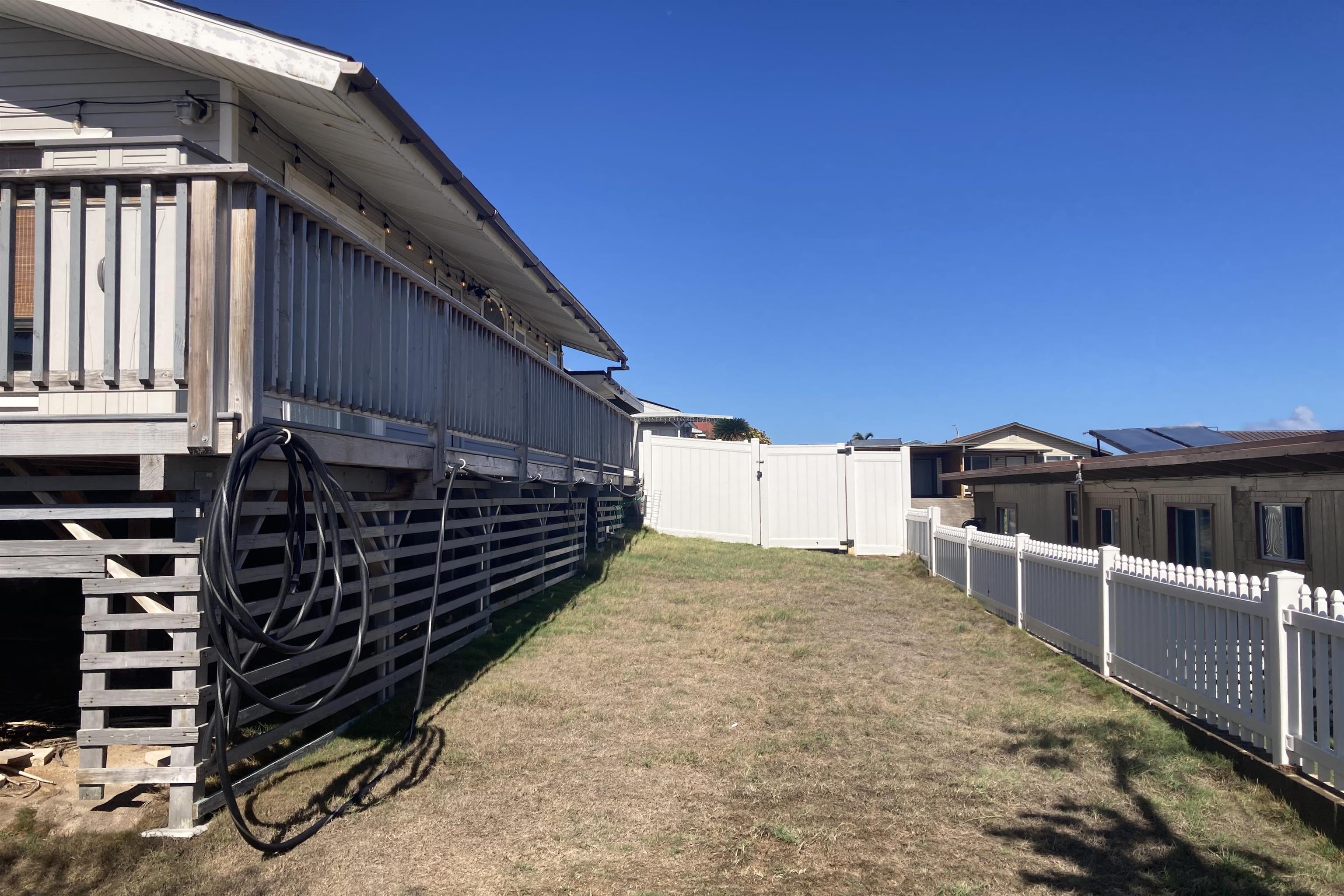 743  Paloma St Waiehu Terrace, Wailuku home - photo 13 of 16