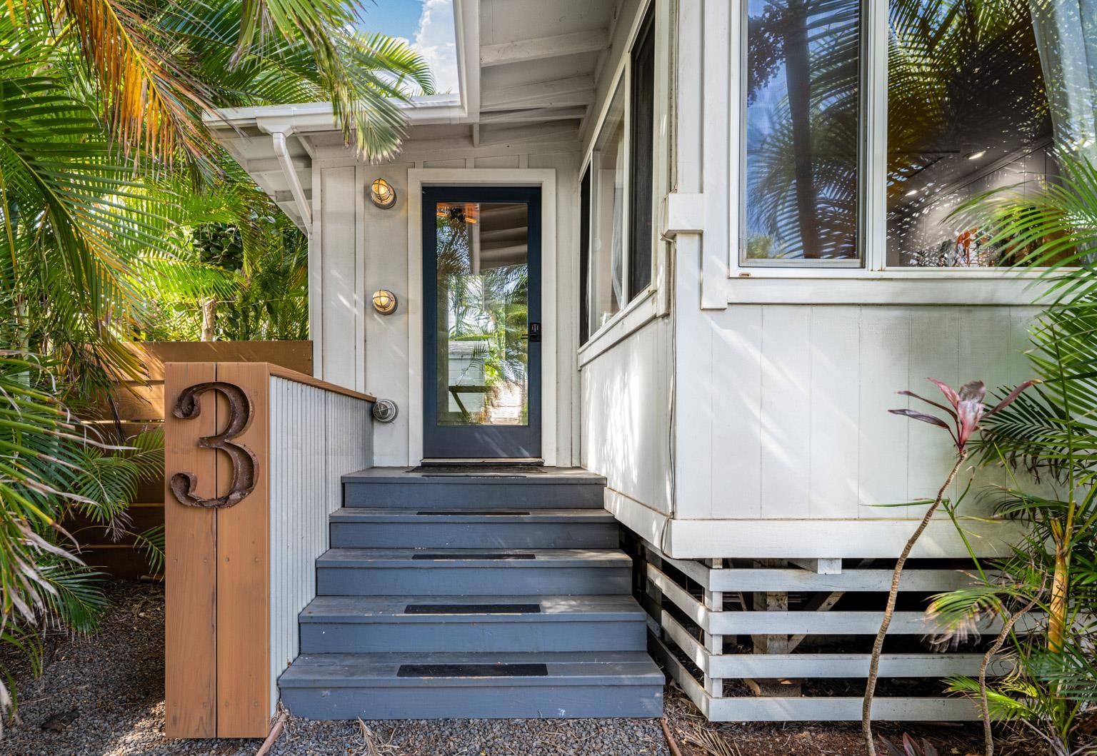 749 Hana Hwy 3, Paia, Hi 967798137