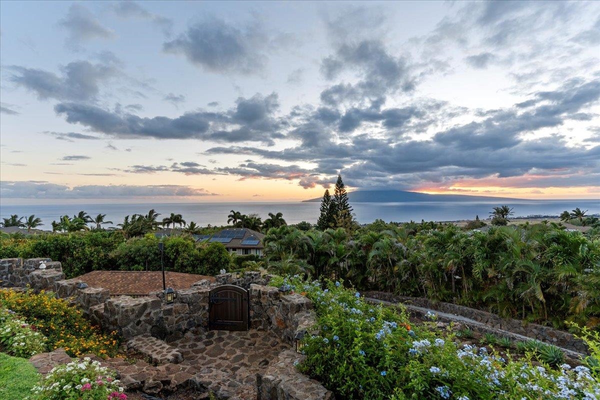 75  Huapala Pl Launiupoko, Lahaina home - photo 26 of 50