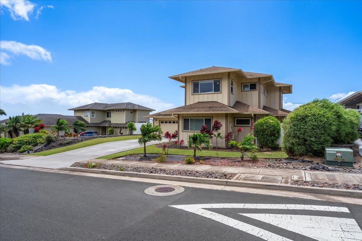 75  Mo'olu Cir , Wailuku home - photo 3 of 36