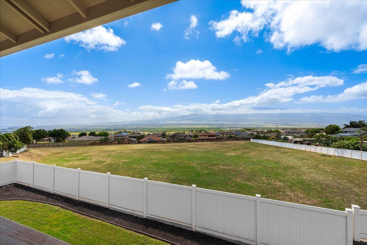 75  Mo'olu Cir , Wailuku home - photo 8 of 36