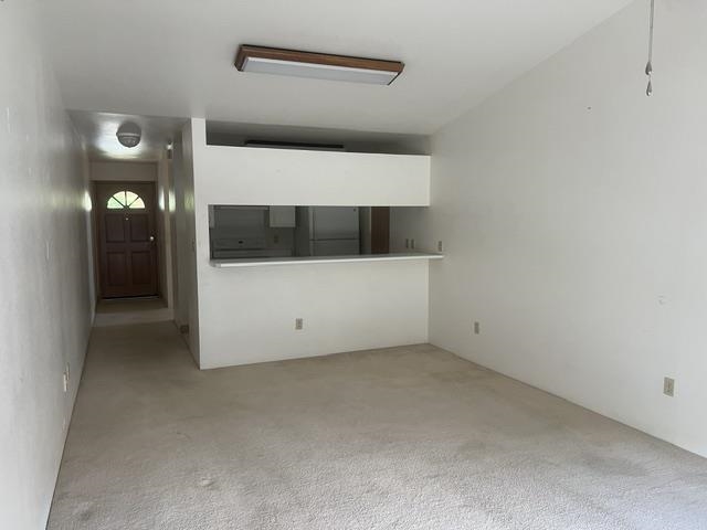 Iao Parkside IV-A condo # 201, Wailuku, Hawaii - photo 3 of 13