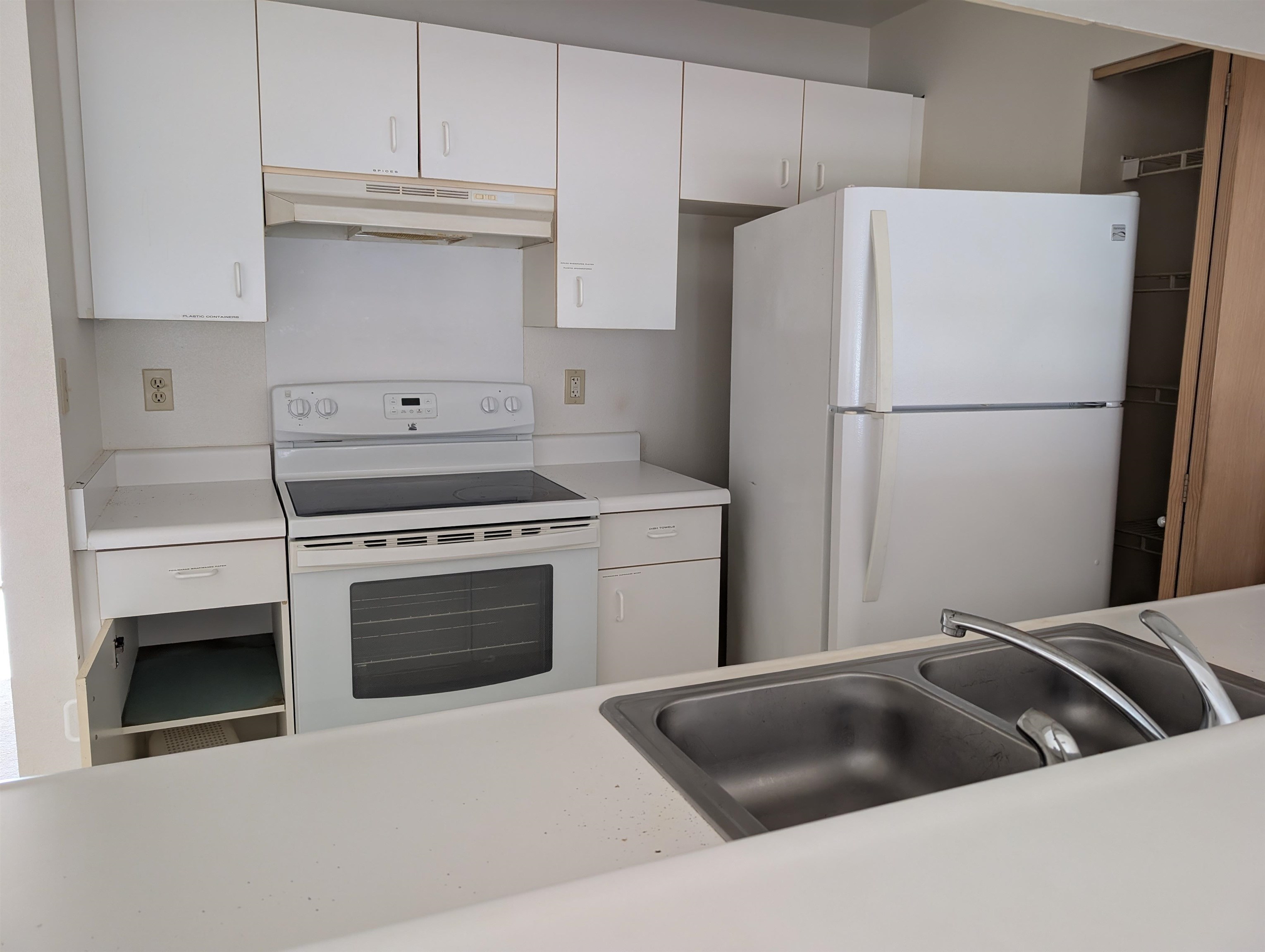 Iao Parkside IV-A condo # 201, Wailuku, Hawaii - photo 3 of 18