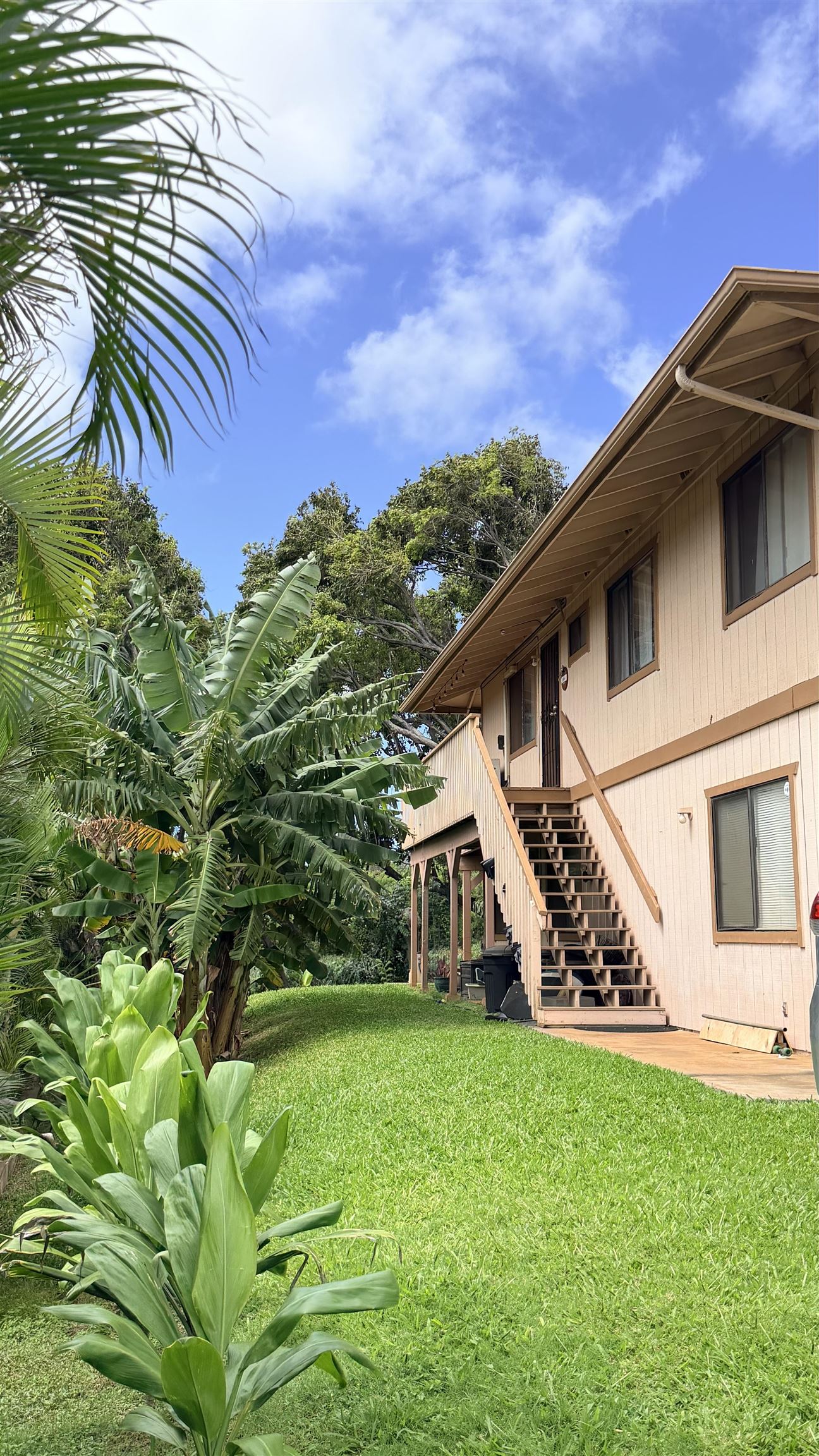 75  Wilikona Pl , Wailuku home - photo 5 of 23