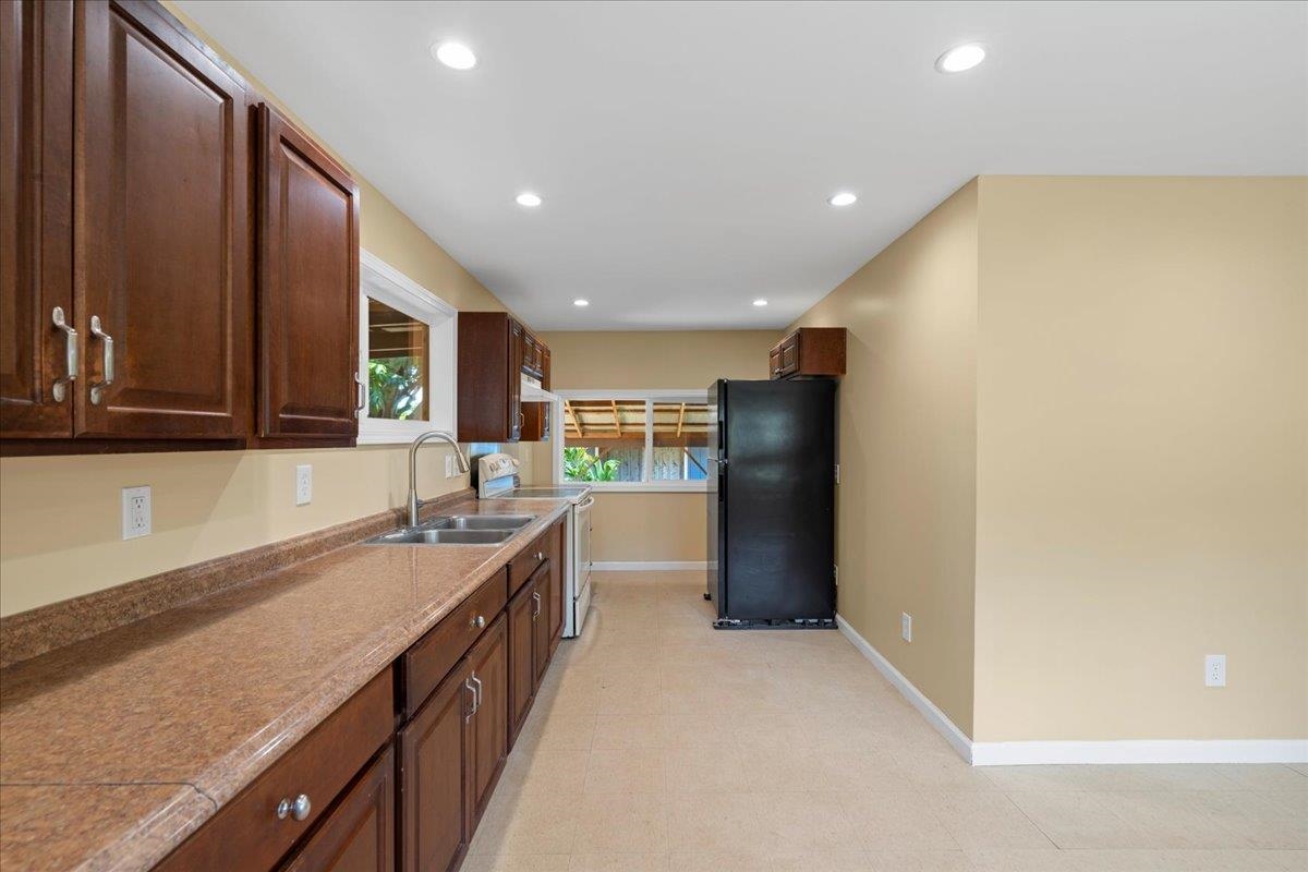 752  Noholani St , Haiku home - photo 8 of 45