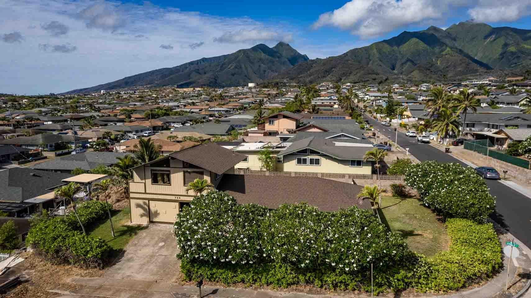 755  Analio St Waiehu Hts, Wailuku home - photo 14 of 50