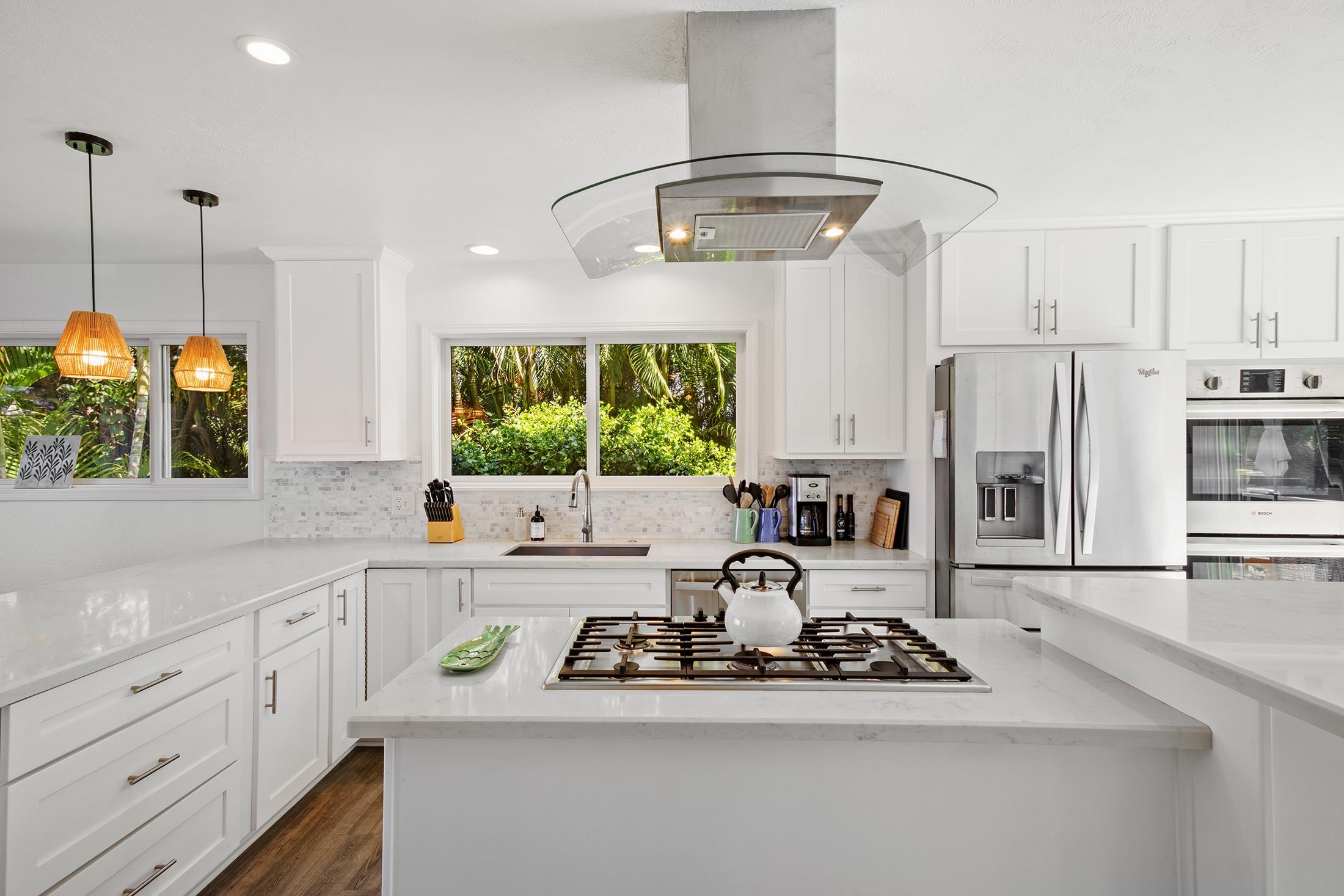 759  Kumulani Dr , Maui Meadows home - photo 17 of 36