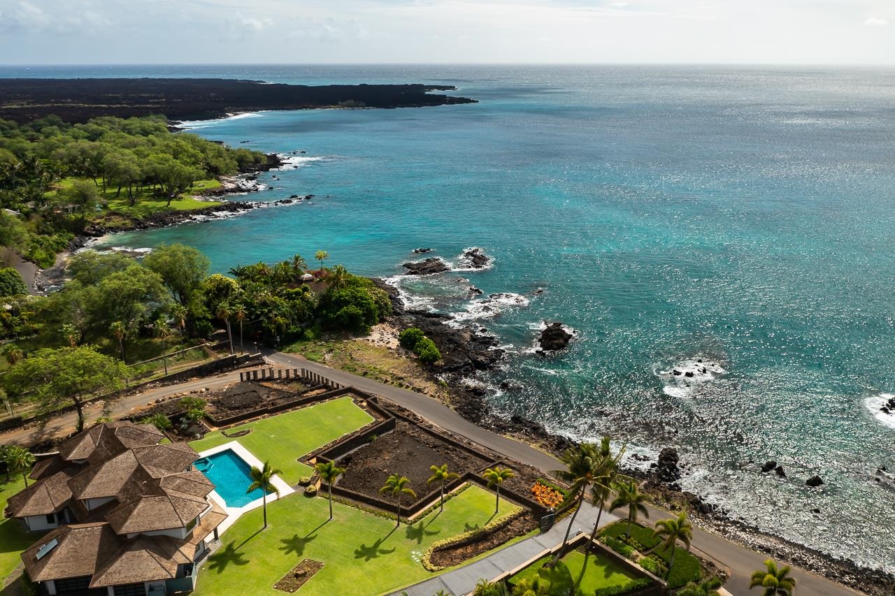 7595  Makena Rd , Wailea/Makena home - photo 2 of 39