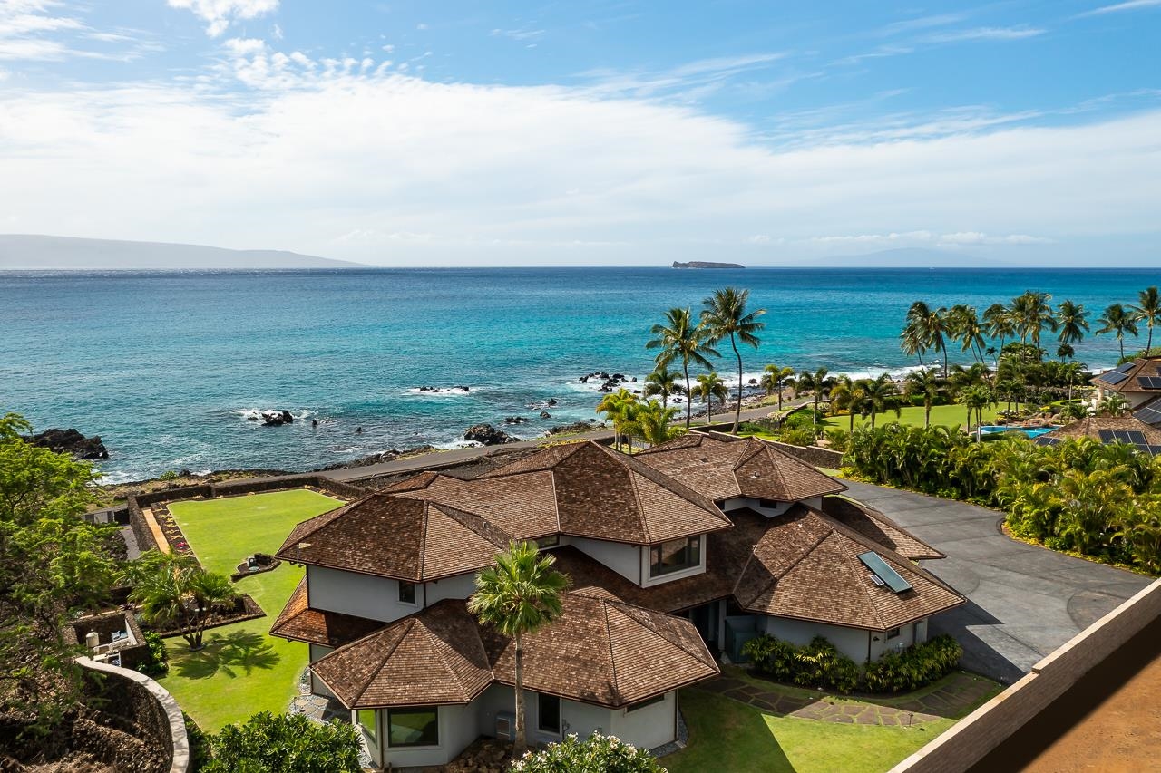 7595  Makena Rd , Wailea/Makena home - photo 11 of 44