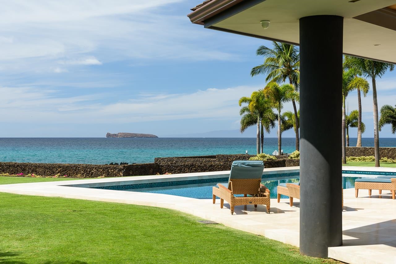 7595  Makena Rd , Wailea/Makena home - photo 13 of 44