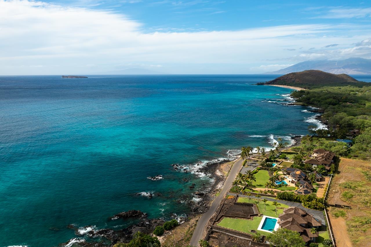 7595  Makena Rd , Wailea/Makena home - photo 43 of 44
