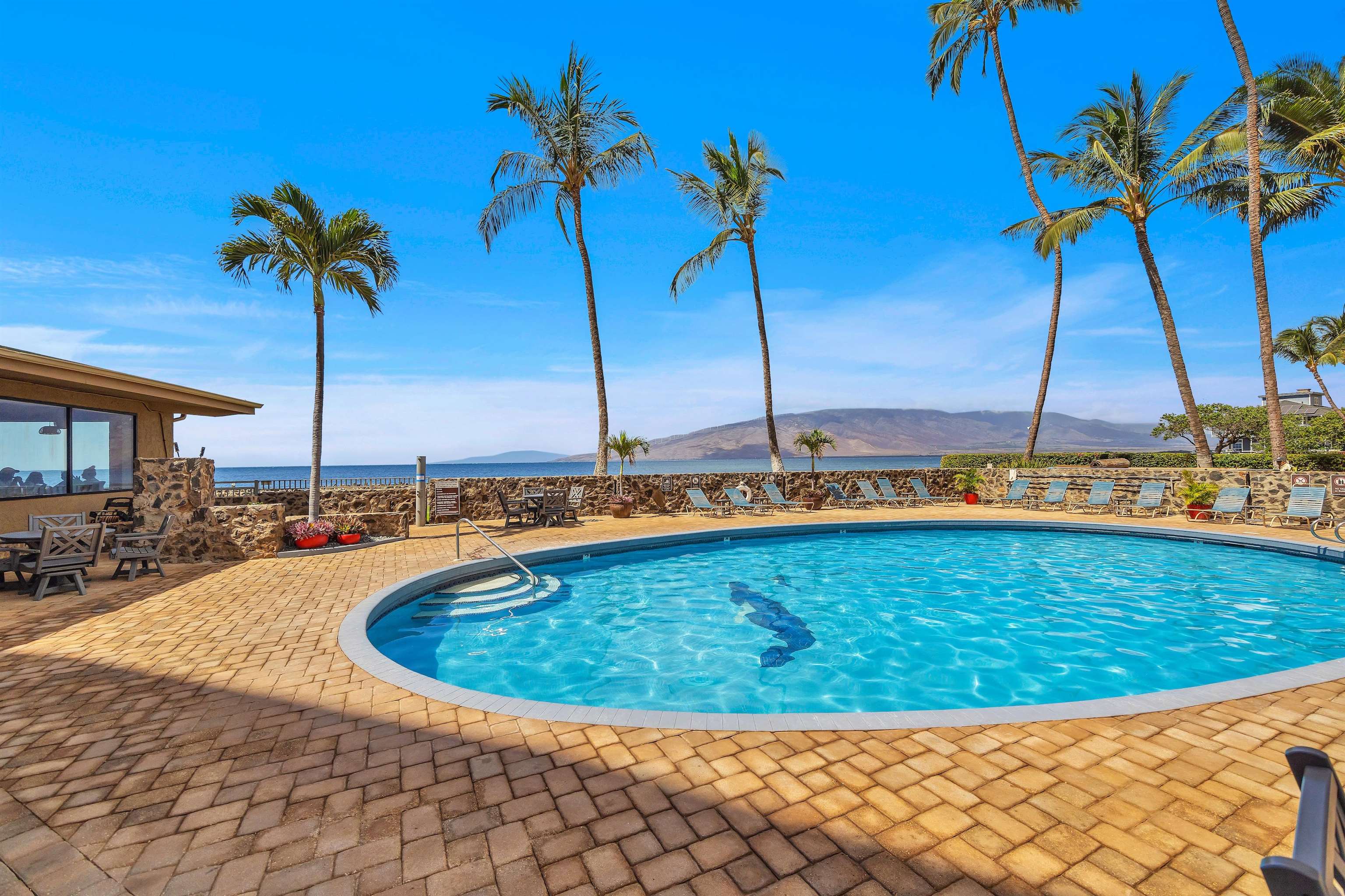 Menehune Shores condo # 124, Kihei, Hawaii - photo 24 of 32