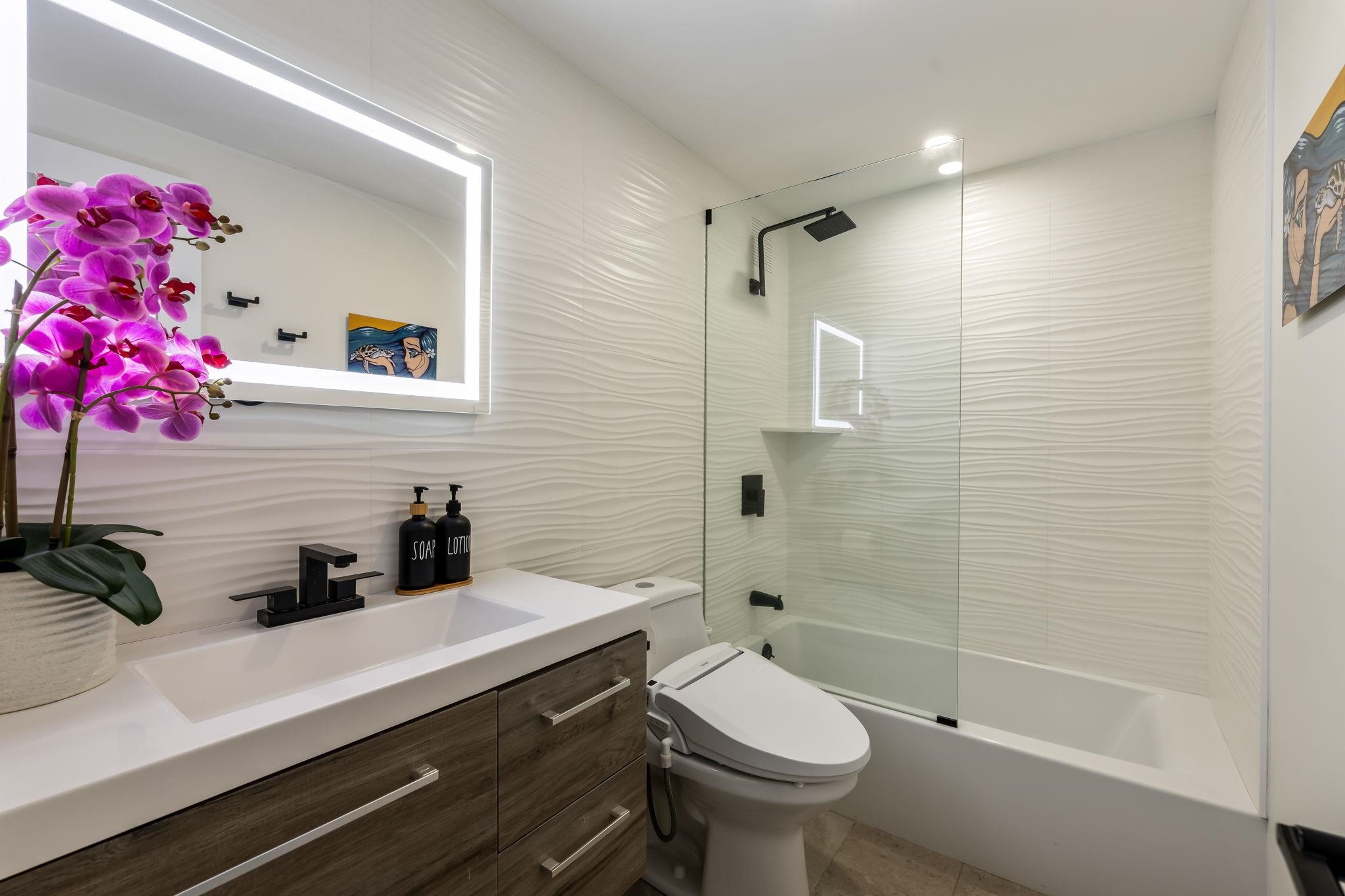 Menehune Shores condo # 208, Kihei, Hawaii - photo 11 of 30