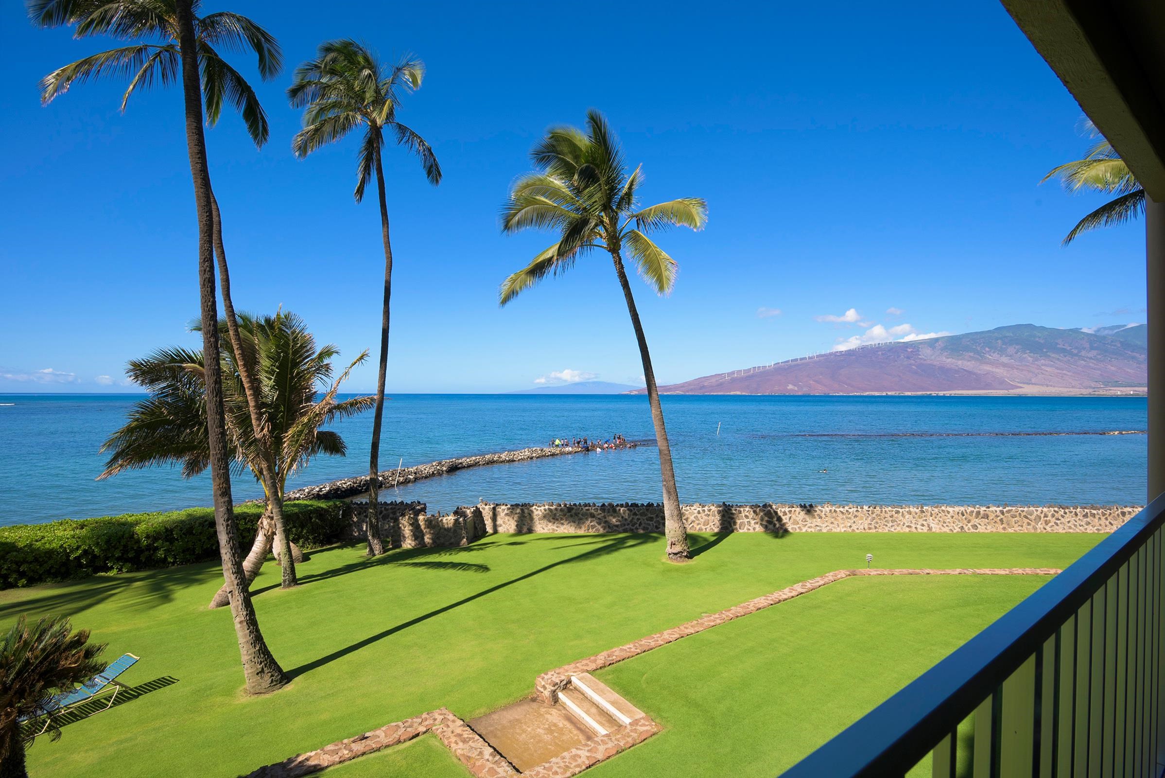 Menehune Shores condo # 217, Kihei, Hawaii - photo 15 of 47