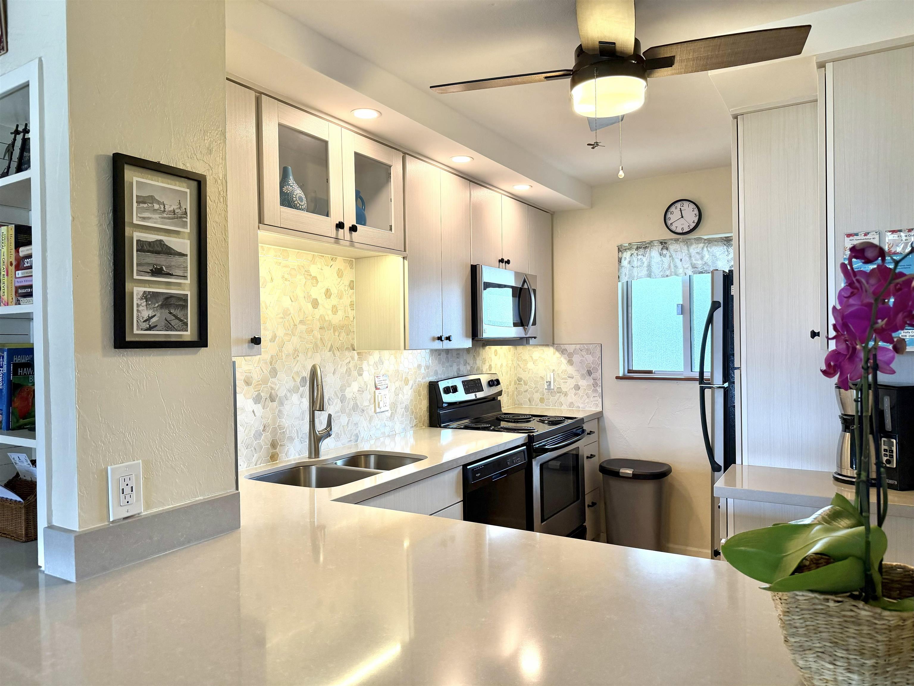 Menehune Shores condo # 304, Kihei, Hawaii - photo 5 of 45