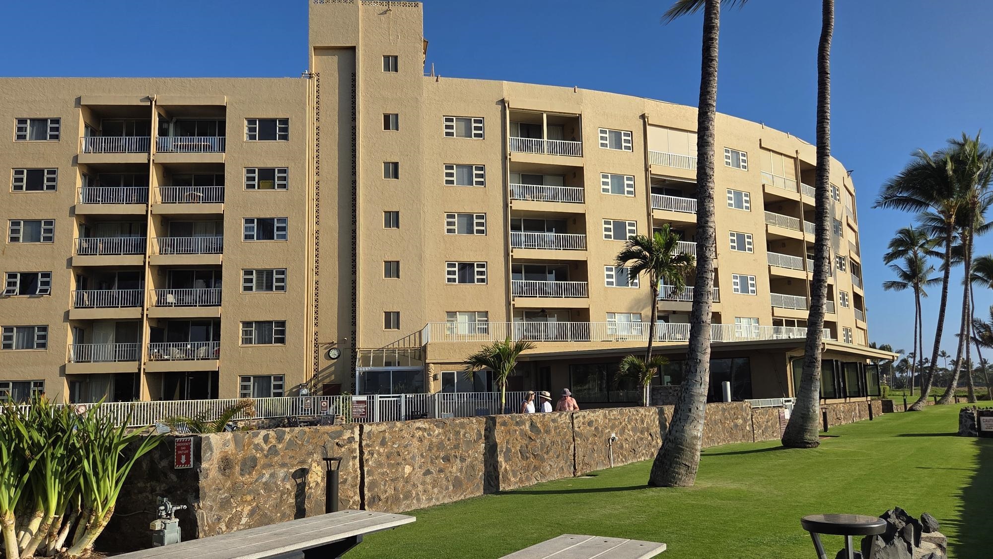 Menehune Shores condo # 310, Kihei, Hawaii - photo 11 of 15