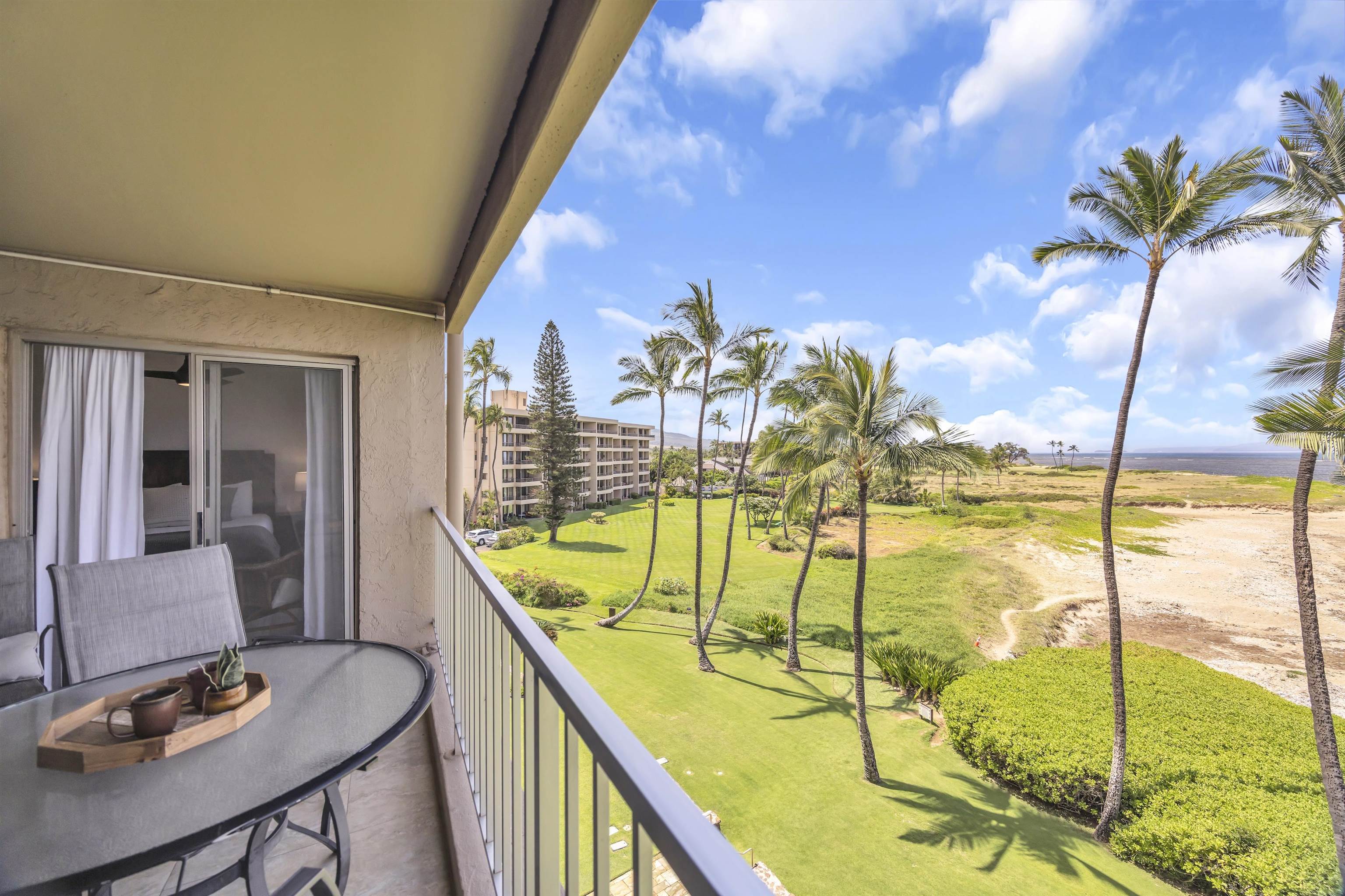 Menehune Shores condo # 419, Kihei, Hawaii - photo 14 of 33