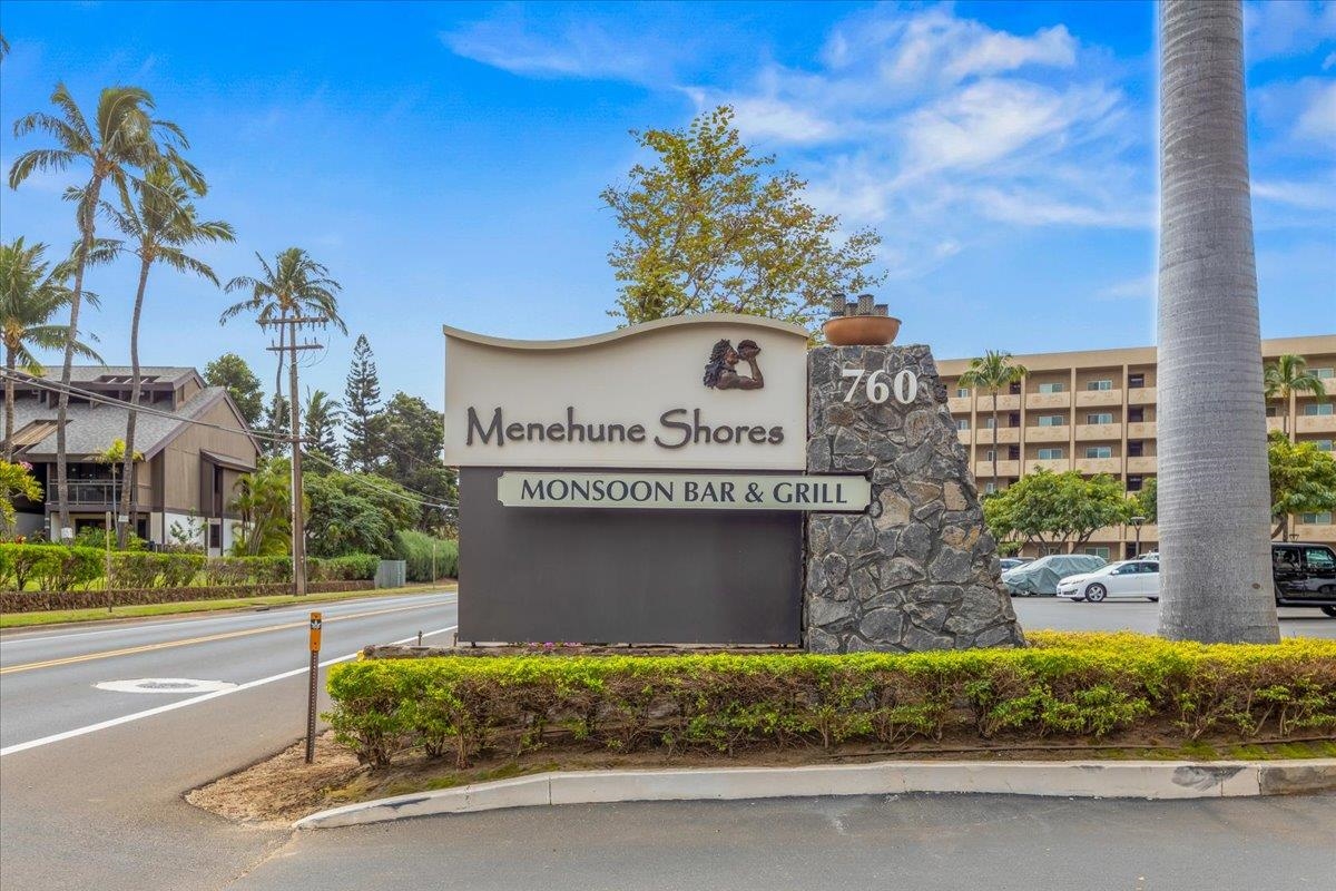 Menehune Shores condo # 422, Kihei, Hawaii - photo 33 of 35