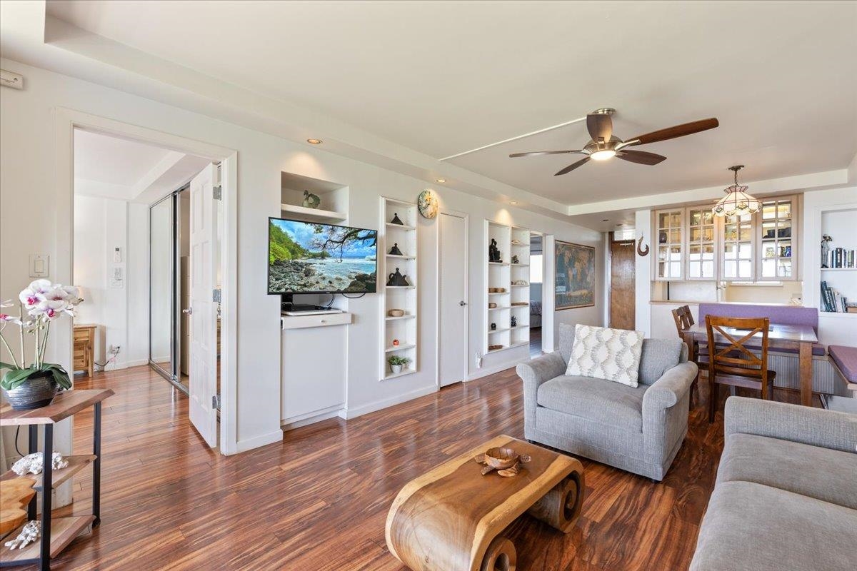 Menehune Shores condo # 422, Kihei, Hawaii - photo 9 of 35