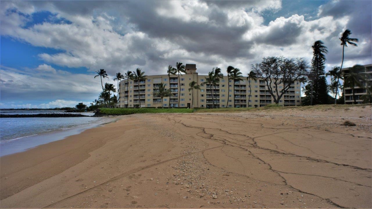 Menehune Shores condo # 510, Kihei, Hawaii - photo 27 of 50