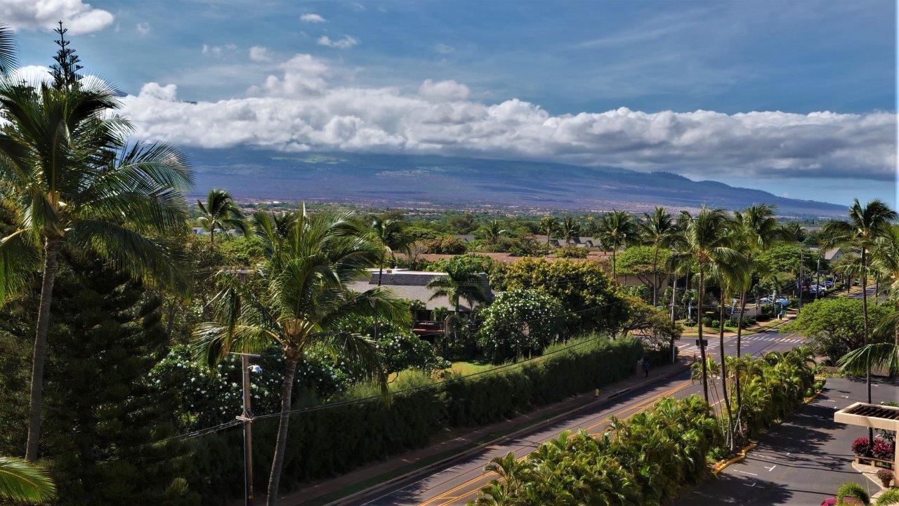 Menehune Shores condo # 510, Kihei, Hawaii - photo 39 of 50