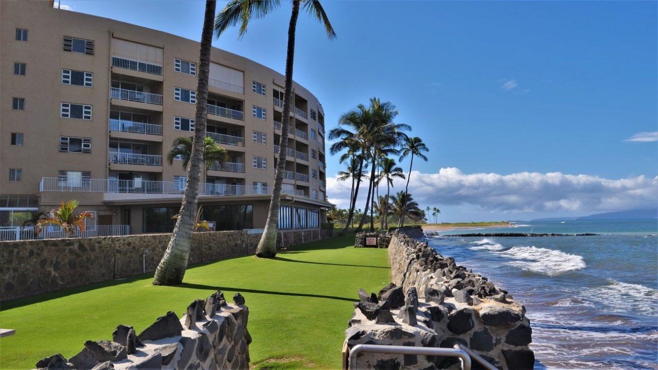 Menehune Shores condo # 510, Kihei, Hawaii - photo 44 of 50