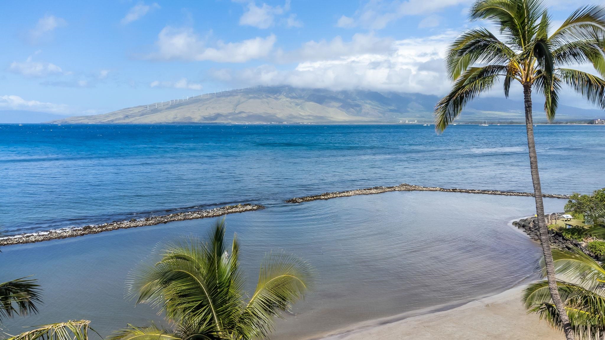 Menehune Shores condo # 522, Kihei, Hawaii - photo 45 of 48