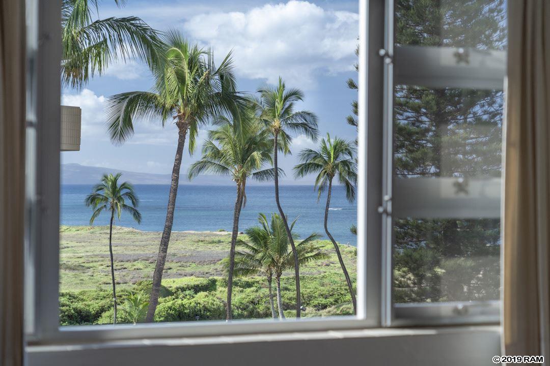 Menehune Shores condo # 527, Kihei, Hawaii - photo 11 of 29