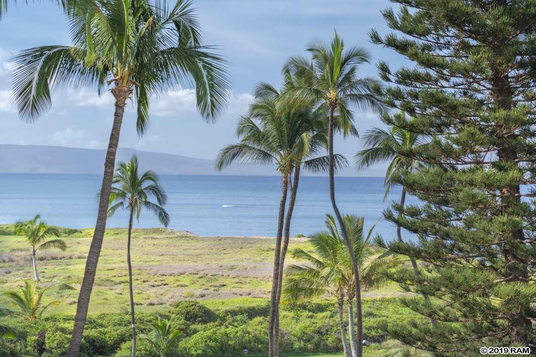 Menehune Shores condo # 527, Kihei, Hawaii - photo 12 of 29