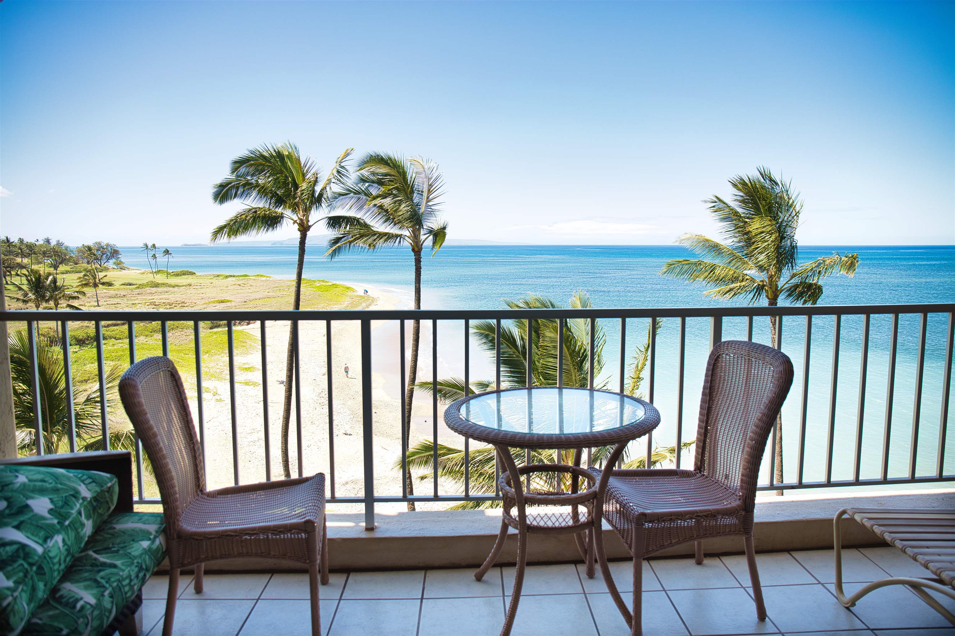 Menehune Shores condo # 619, Kihei, Hawaii - photo 3 of 15