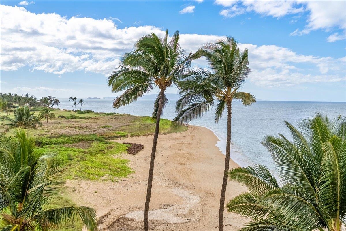 Menehune Shores condo # PH 619, Kihei, Hawaii - photo 11 of 50