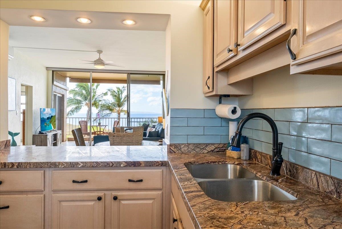 Menehune Shores condo # PH 619, Kihei, Hawaii - photo 16 of 50