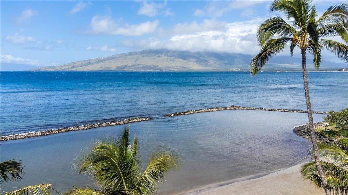 Menehune Shores condo # PH 619, Kihei, Hawaii - photo 29 of 50