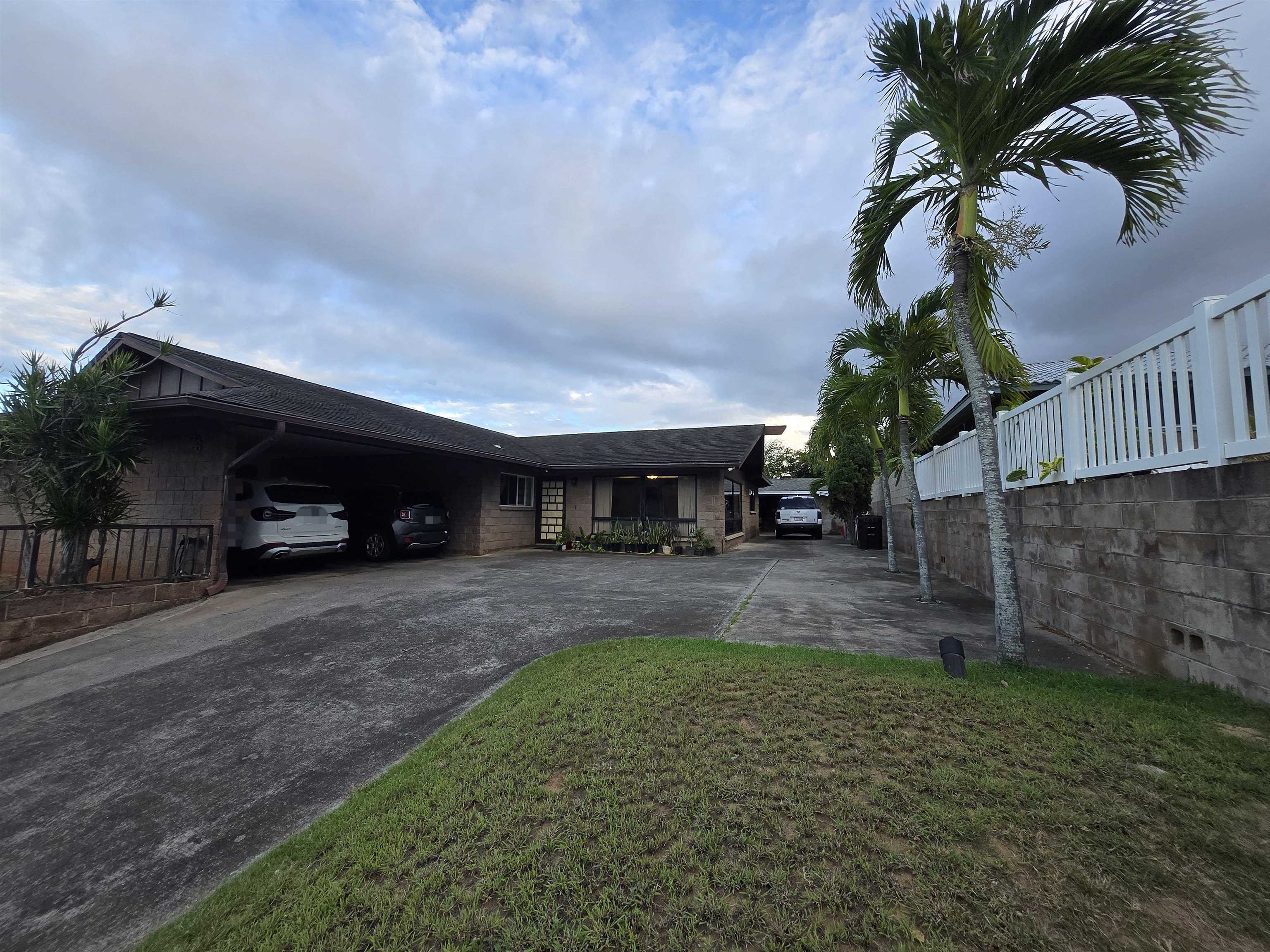 765  Wailupe Dr , Wailuku home - photo 2 of 14