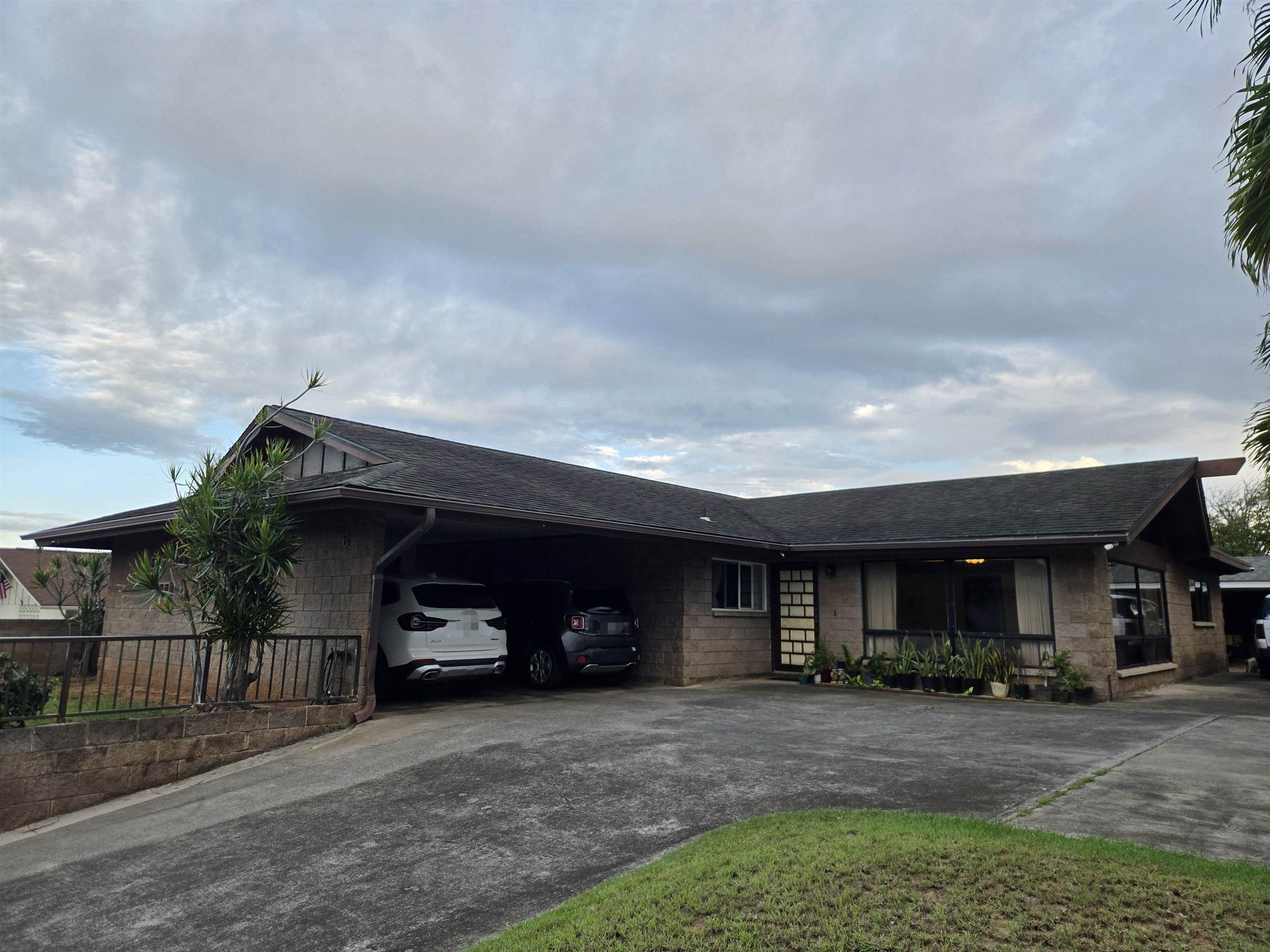 765  Wailupe Dr , Wailuku home - photo 3 of 14