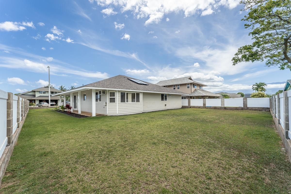 77  Kealohilani St Maui Lani, Kahului home - photo 26 of 33