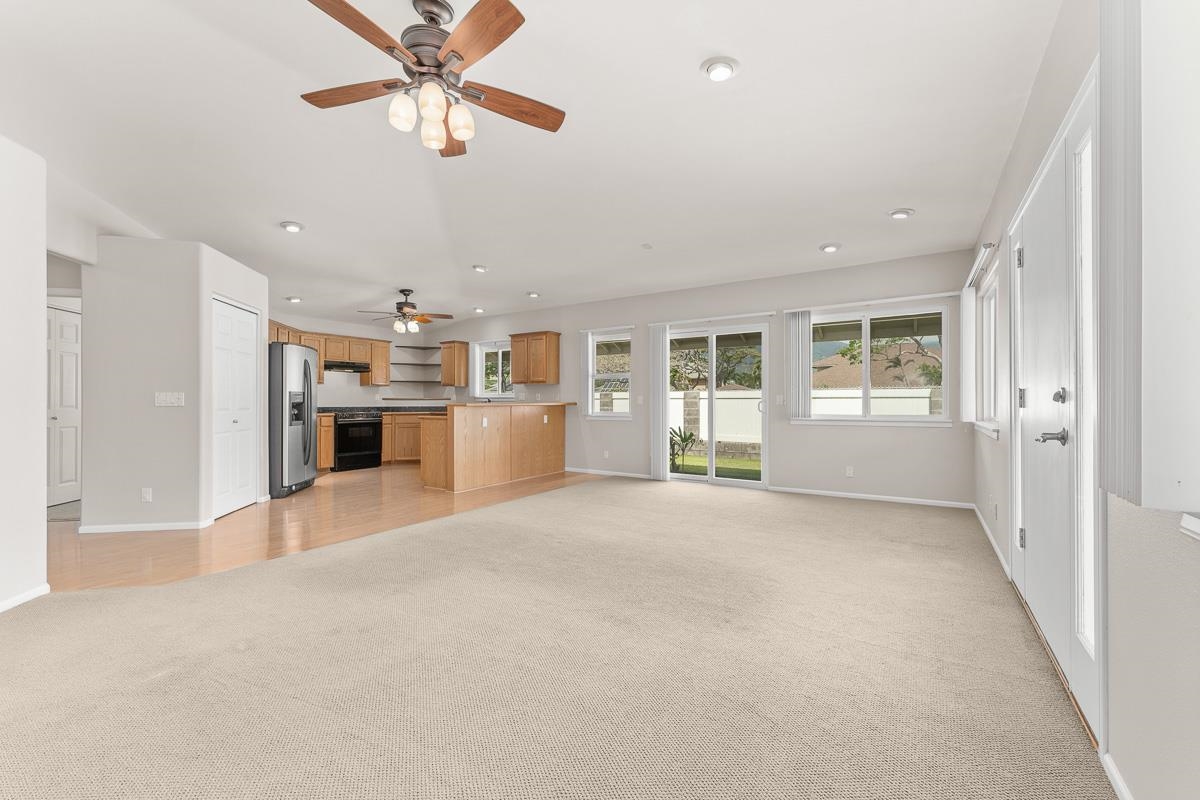 77  Kealohilani St Maui Lani, Kahului home - photo 8 of 33