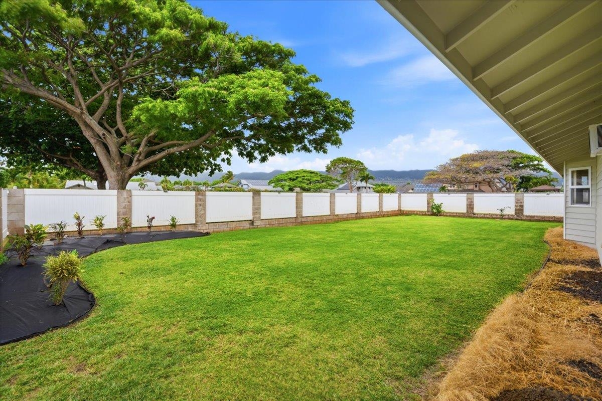77  Kealohilani St Maui Lani, Kahului home - photo 21 of 40