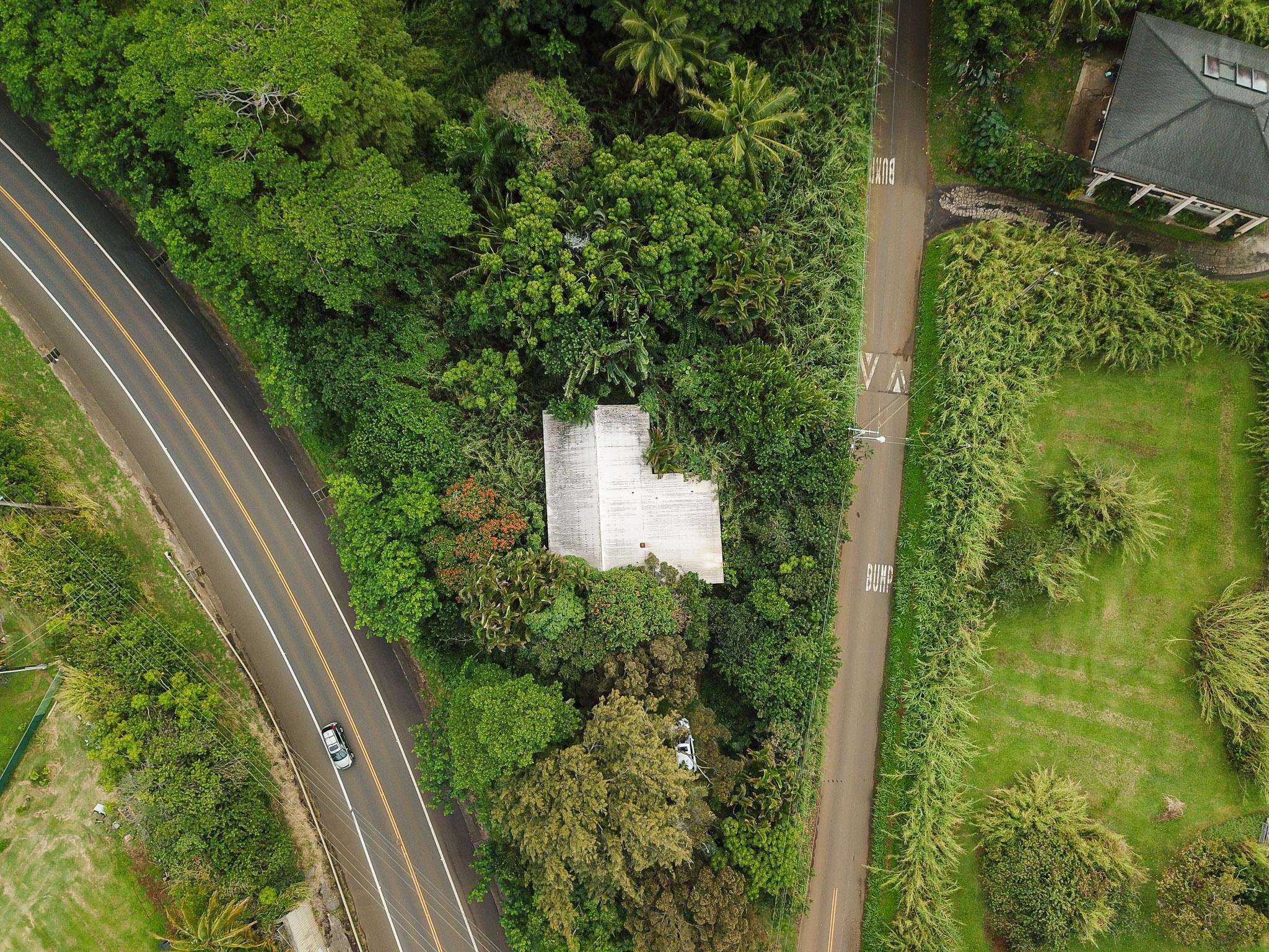 77  Peahi Rd , Haiku home - photo 4 of 47
