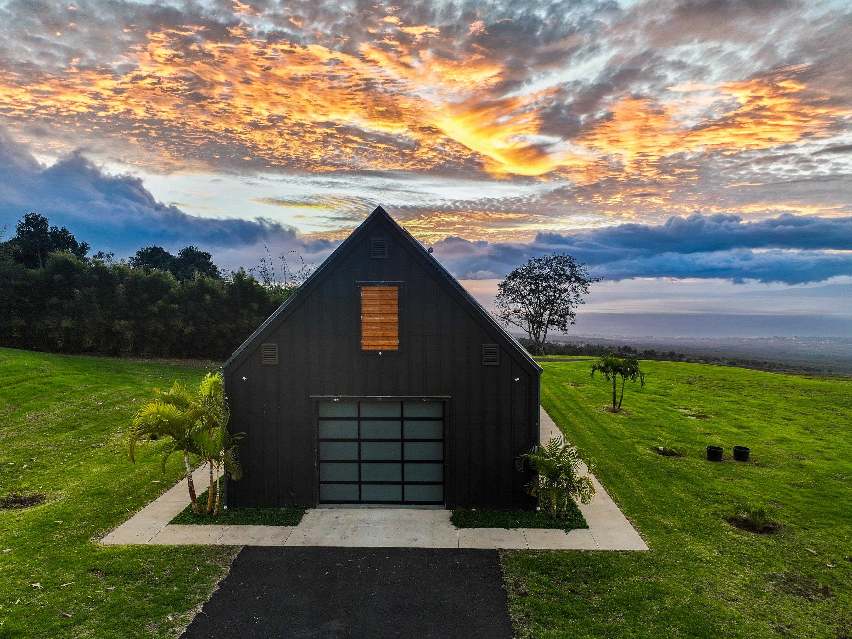7700  Kula Hwy , Kula/Ulupalakua/Kanaio home - photo 24 of 32