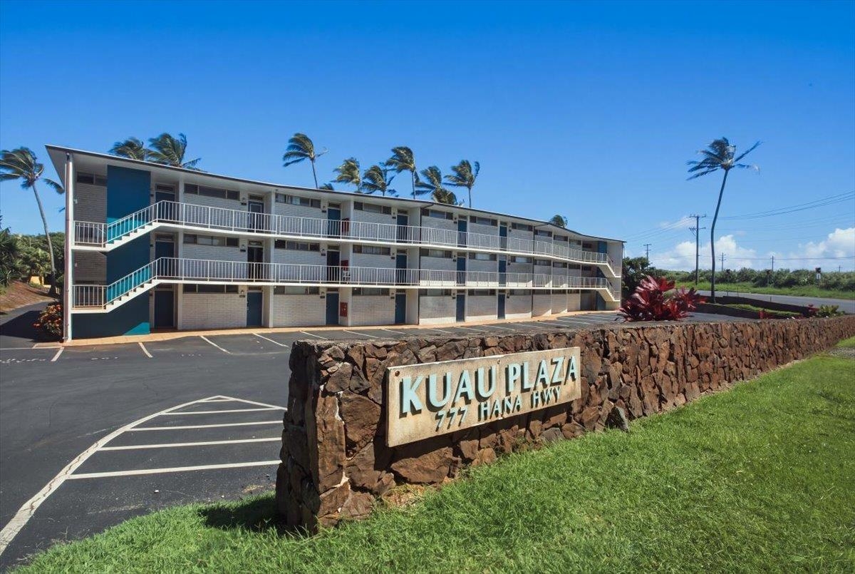 Kuau Plaza condo # 207, Paia, Hawaii - photo 49 of 50