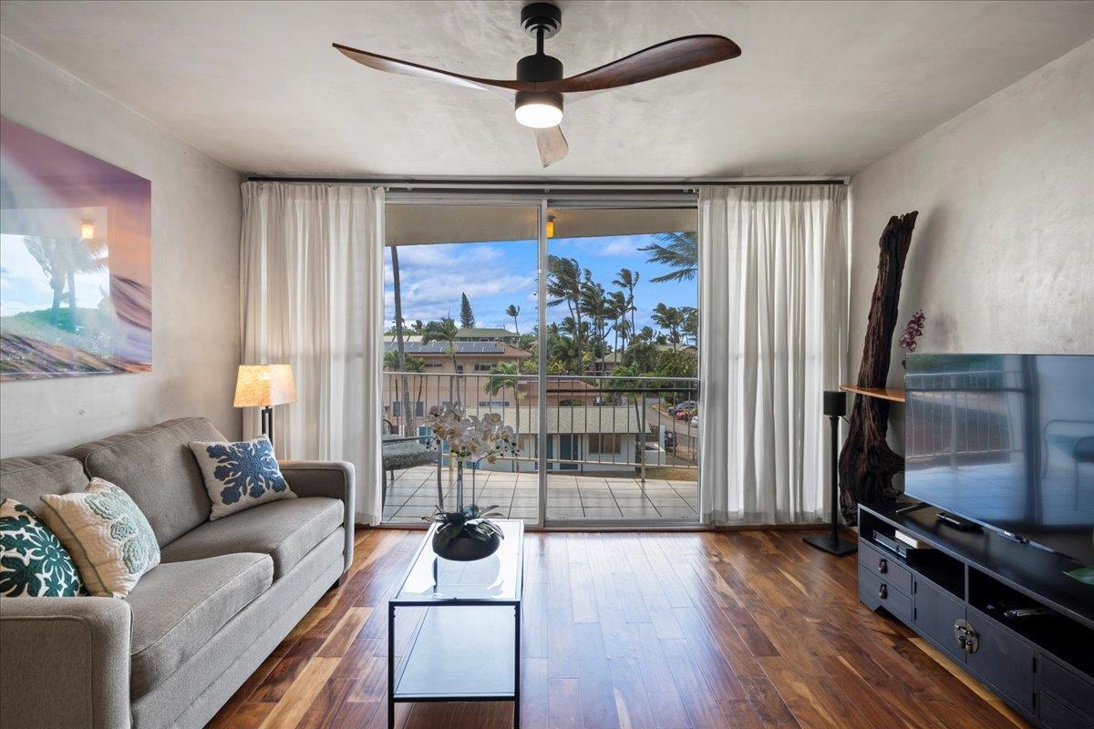 Kuau Plaza condo # 304, Paia, Hawaii - photo 2 of 27