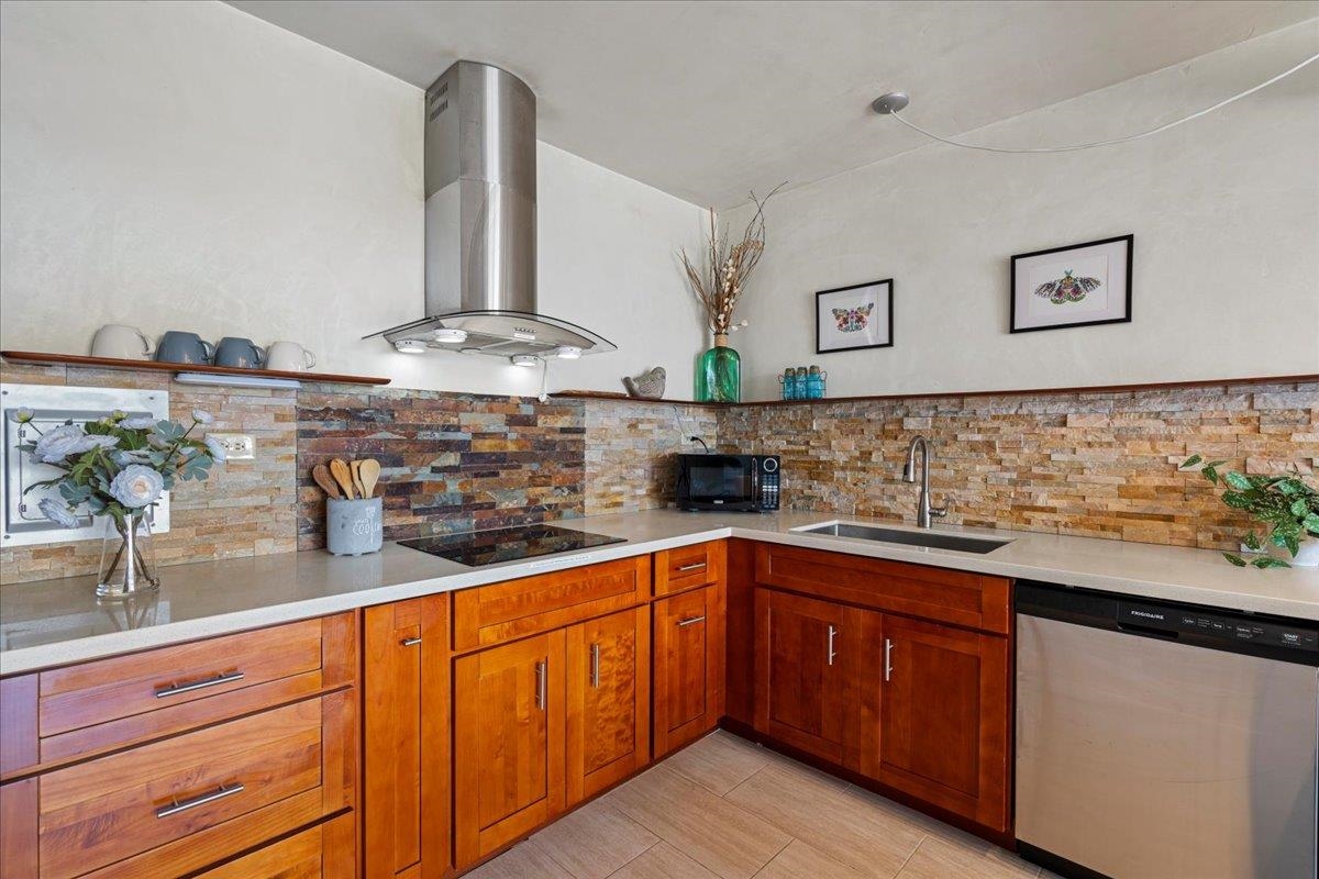 Kuau Plaza condo # 304, Paia, Hawaii - photo 11 of 27