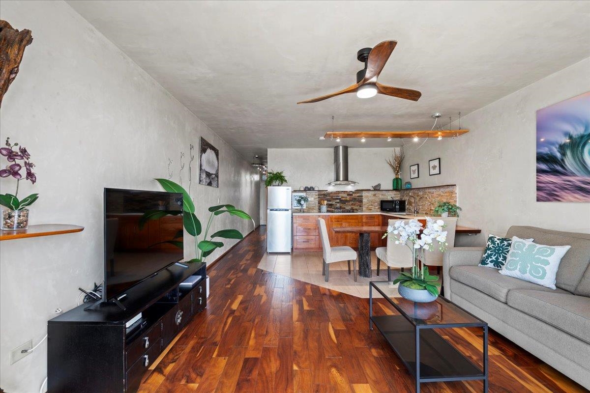 Kuau Plaza condo # 304, Paia, Hawaii - photo 13 of 27