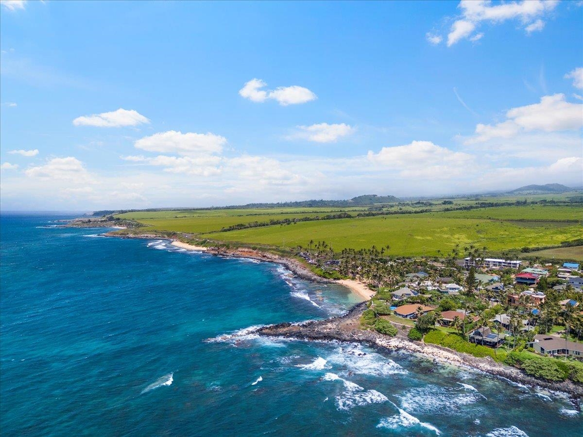 Kuau Plaza condo # 304, Paia, Hawaii - photo 24 of 27