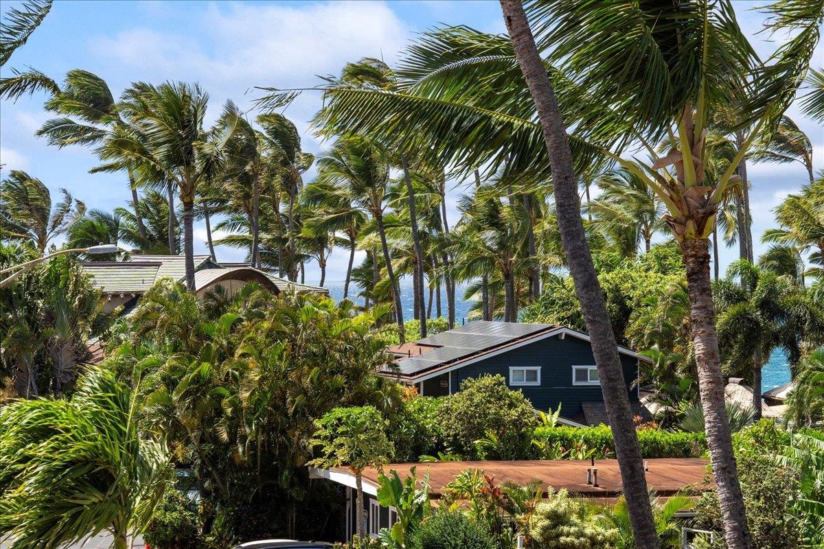 Kuau Plaza condo # 304, Paia, Hawaii - photo 10 of 27